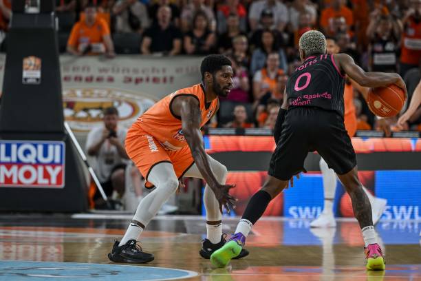 勇士队在进 勇士队在进